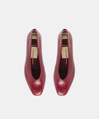 CARET BALLET FLATS GARNET LEATHER