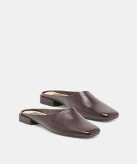 MACLYN FLATS BLACK CHERRY LEATHER
