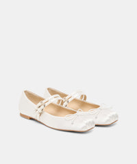 GIBSEN BALLET FLATS TRUE WHITE SATIN