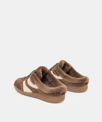 MERIT SLIDE PLUSH SNEAKERS DK BROWN PLUSH